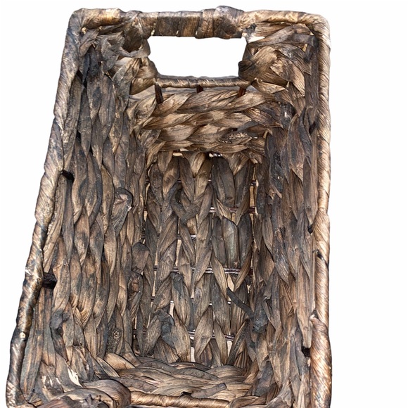 Small wicker basket with handles - Picture 4 of 4